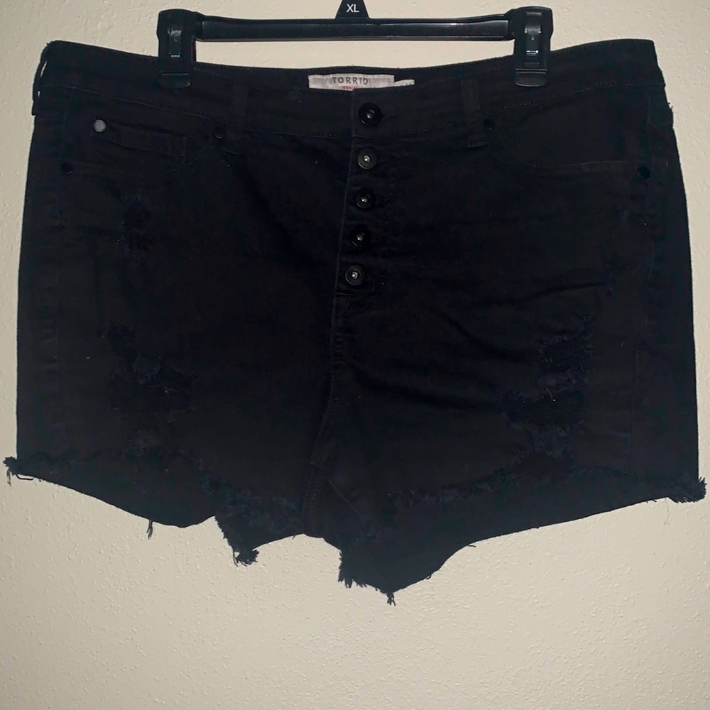 Torrid high rise black denim distressed shorts